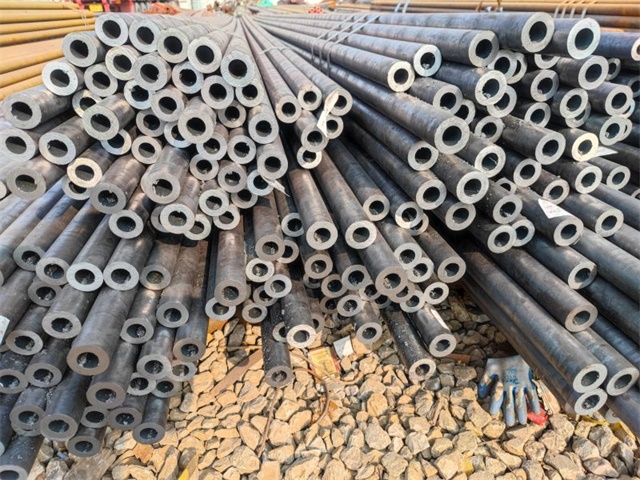 盐津42CrMo小口径无缝钢管